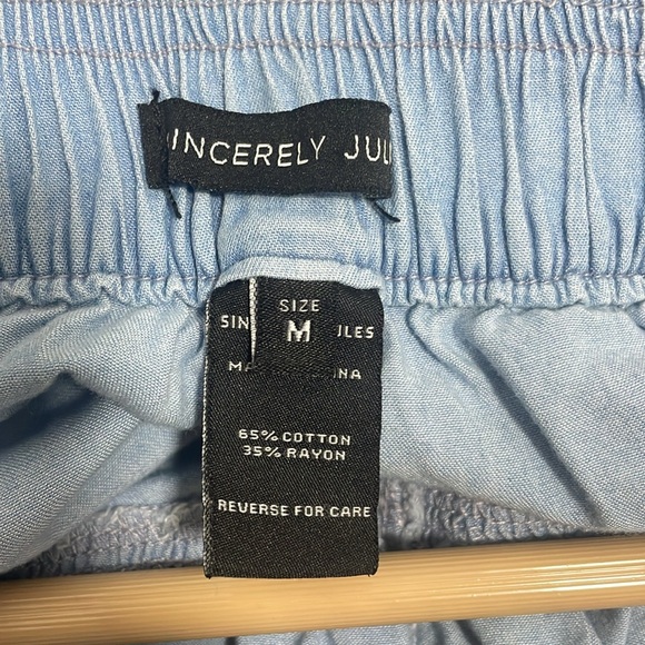 Sincerely Jules Super High-Rise Tiered Wide Leg Chambray Pant - Picture 8 of 10